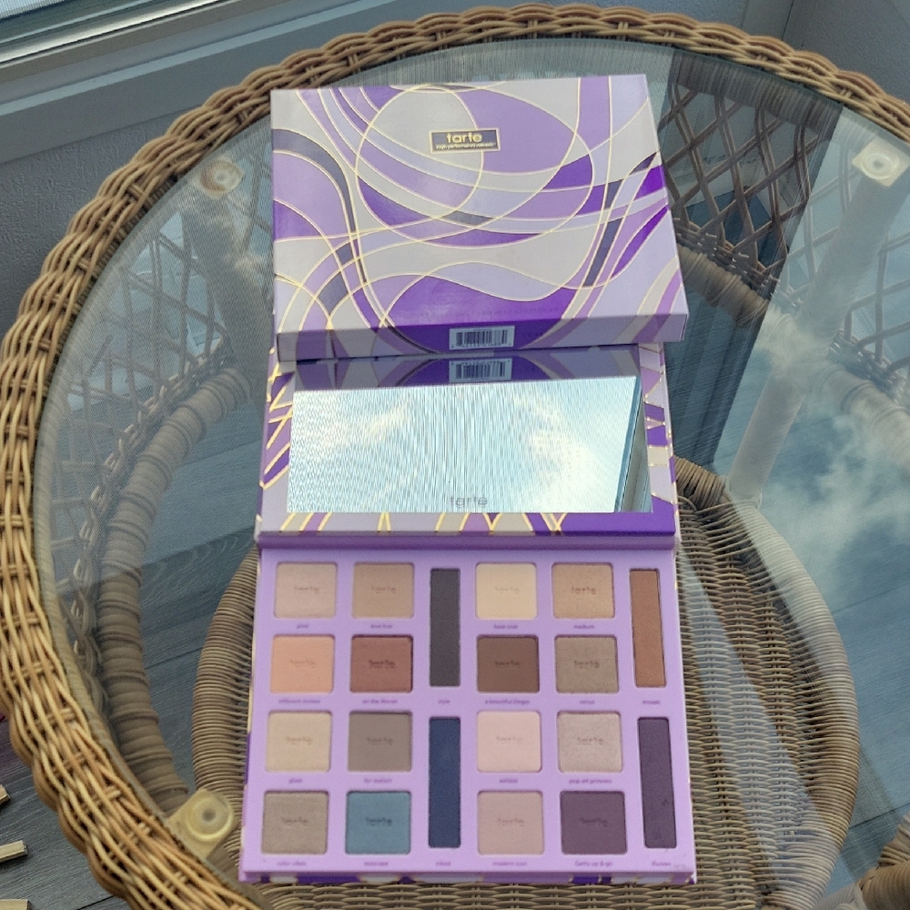 Tarte high performance naturals Eyeshadow Palette new